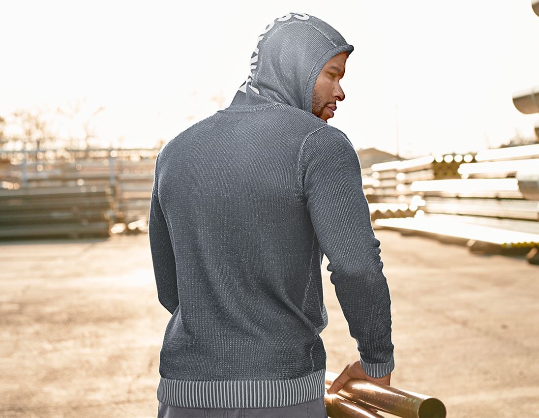 Trička, svetry & košile: Pletený svetr s kapucí e.s.iconic + karbonová šedá 1