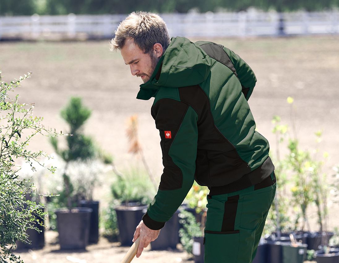 Zahradní / Lesnictví a Zemědělství: Zimní softshellová bunda e.s.vision + zelená/černá 1