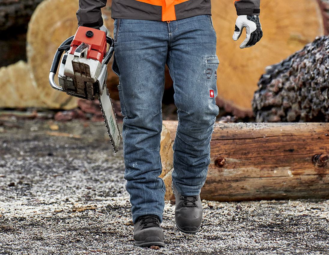 Pracovní kalhoty: e.s. Lesnické džíny s ochranou proti pořezu + stonewashed