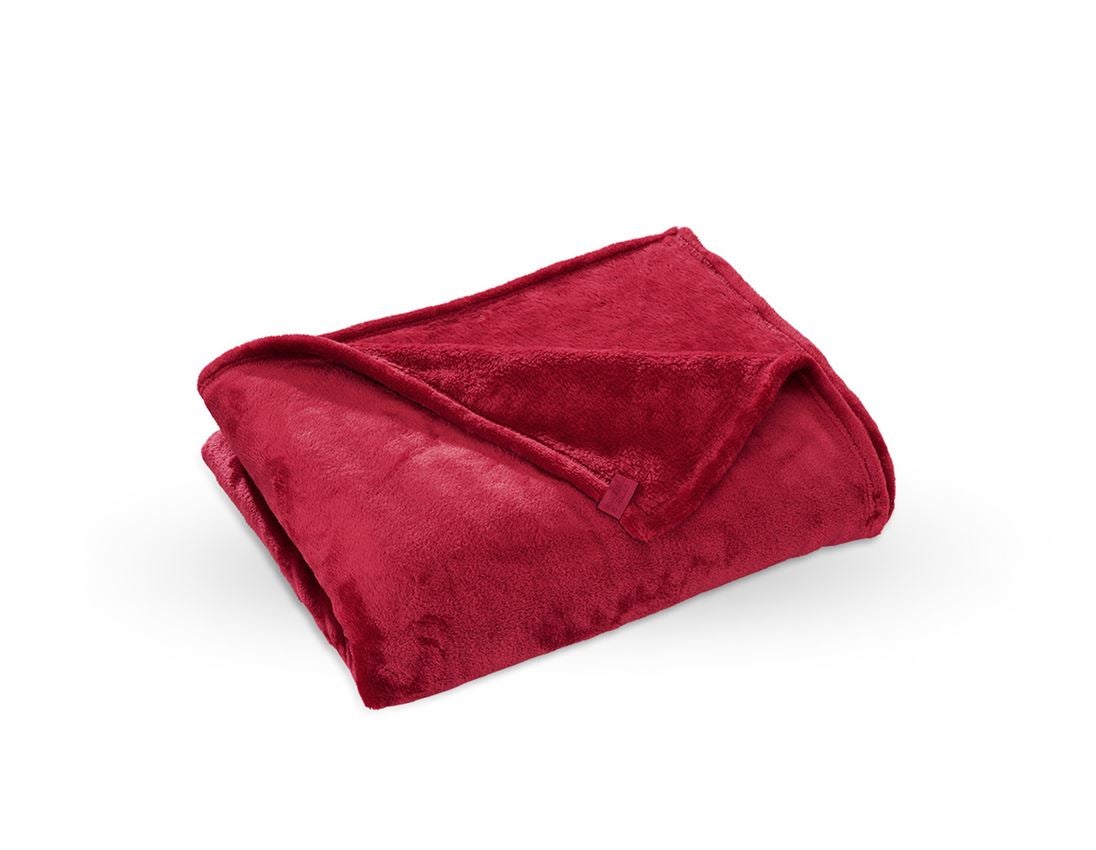 Doplňky: e.s. Fleecová deka + ohnivě červená