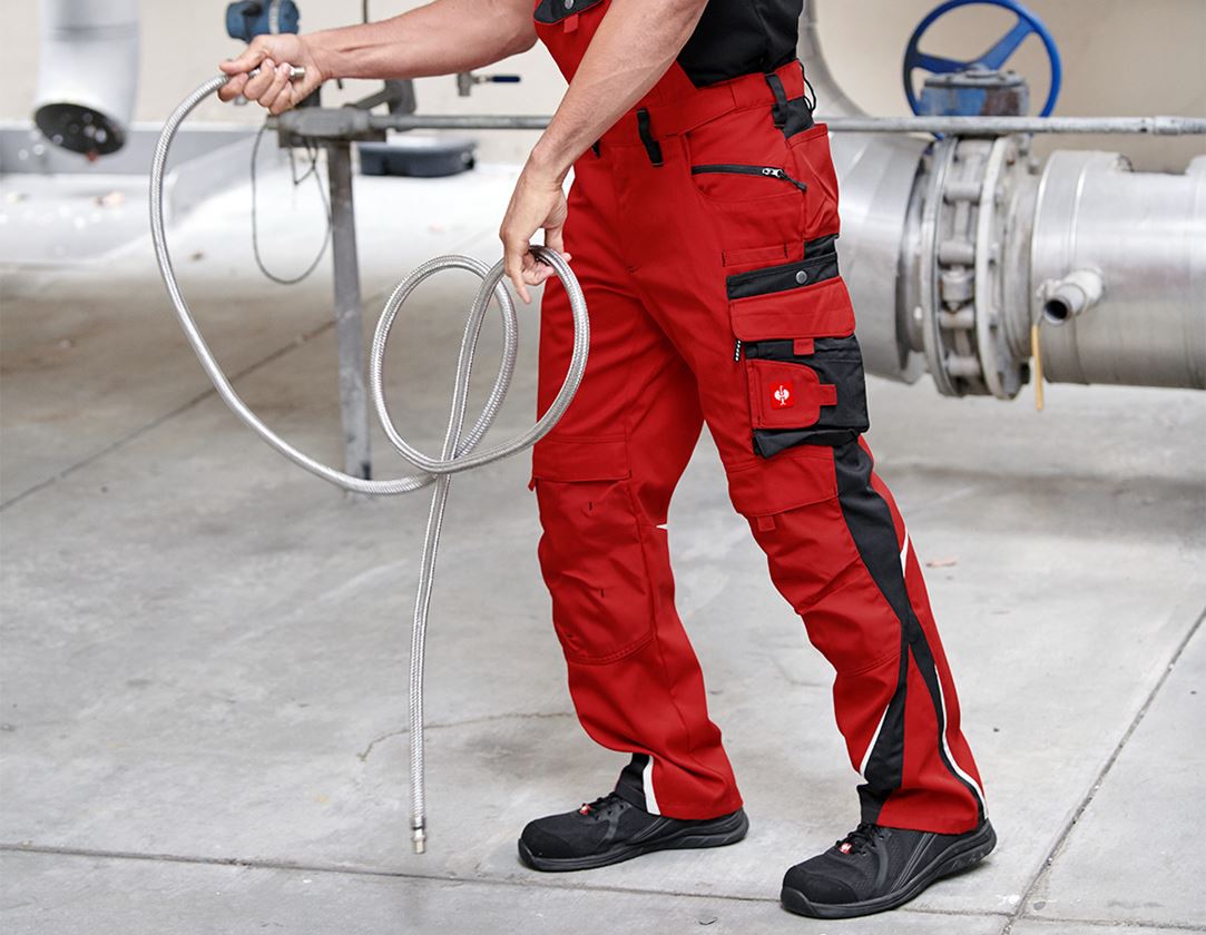 Pracovní kalhoty: Kalhoty s laclem e.s.motion + červená/černá 1